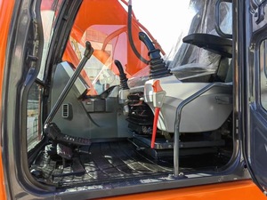 Doosan รถขุดตีนตะขาบ DX225LC-9 22ตันมือสองส่วนประกอบหลักของปั๊มเครื่องยนต์2022 - Product Image 5