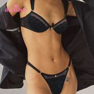 Dierlove Set Lingerie Sexy da Donna 2 Pezzi: Reggiseno Push-up <span class=keywords><strong>con</strong></span> Ferretto in Pizzo Floreale Bianco Crema e Perizoma <span class=keywords><strong>con</strong></span> Fiocco e <span class=keywords><strong>Fibbia</strong></span> Dorata - Product Image 4