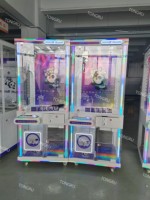 Machine à saisir les poupées Machine à grue à griffes jouet à pièces Cabinet transparent Machine à griffes d'arcade avec paiement par carte Jeu d'arcade