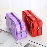 Sac à cosmétiques holographique laser personnalisé en cuir PU argent ou or sac hologramme à fermeture éclair trousse de maquillage pour femmes vente en gros