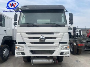 Camion-citerne Sinotruk HOWO 371HP 8x4, capacité 20-35 m³, pour le transport de carburant diesel et d'essence, à vendre en Afrique - Product Image 6
