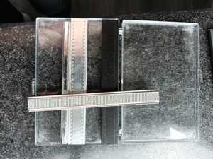 Entretoises de porte modernes et flexibles en aluminium avec joint pour portes vitrées et accessoires de garage pour la maison et l'hôtel - Product Image 1