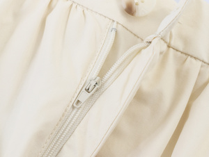 TAOP&ZA Nouvelle Collection Printemps/<span class=keywords><strong>Été</strong></span> 2026 – <span class=keywords><strong>Jupe</strong></span> <span class=keywords><strong>Mini</strong></span> Plissée Tulipe Style Ballon avec Boutons et Fermeture Éclair pour Femme 8372116 8372114 - Product Image 3