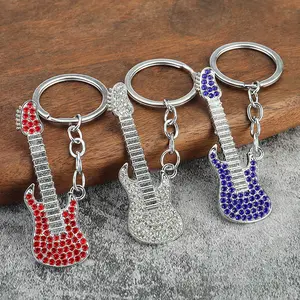 Design Classic Crystal rhinestone Guitar Keychain 3D Guitar Metal Key Chains Musical Instruments Key Ring pendant For Women Gift