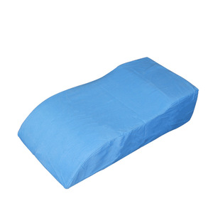 Almohadilla elevadora para extremidades inferiores Virtue en forma de S, 60x28x15 cm, para hospital y cuidado de ancianos, color azul - Product Image 1