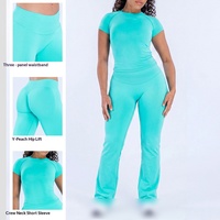 Haut court personnalisé à manches courtes et col rond pour femme, avec coupe évasée taille haute et effet push-up, séchage rapide, idéal pour le Pilates et la course à pied