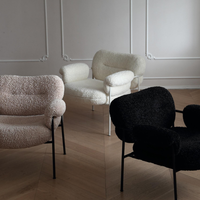 Fauteuil lounge rembourré de luxe moderne et design avec structure en métal Mobilier de salon inclinable confortable pour chambre à coucher d'hôtel