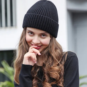 Bonnets personnalisés avec logo, casquettes OEM de haute qualité pour hommes, bonnets d'hiver tricotés épais et chauds, bonnets décontractés vierges avec logo personnalisé - Product Image 3