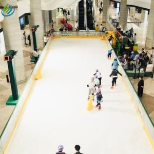 Pistes de <span class=keywords><strong>glace</strong></span> synthétique auto-lubrifiantes personnalisées, panneaux de sol en UHMWPE écologiques pour l'entraînement au patinage et au hockey - Product Image 1