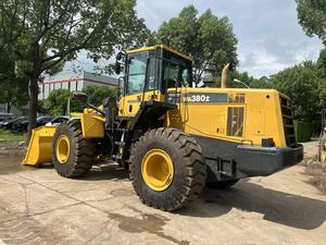 Cargadora de Ruedas Delantera Komatsu Usada a Bajo Precio WA380-6 WA470 Retroexcavadora Amarilla Equipo de Construcción Pesada Kawasaki - Product Image 2