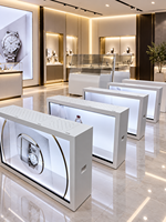 Vitrine d'exposition LCD transparente de 55 pouces de qualité supérieure pour la présentation de bijoux, montres et produits de vente au détail