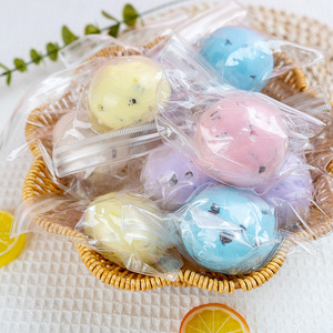 Jouets anti-stress en silicone super doux à montée lente, en forme de boule de thé au lait Boba de dessin animé, à presser, pour la décompression - Product Image 2