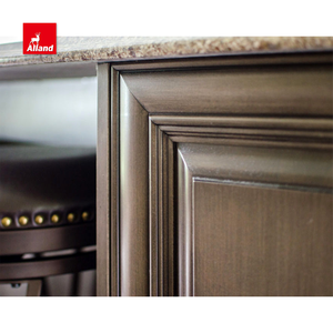 Armoire de cuisine à panneaux surélevés peints en bois massif avec îlot de sièges et porte en verre croisé à <span class=keywords><strong>meneau</strong></span> - Product Image 3