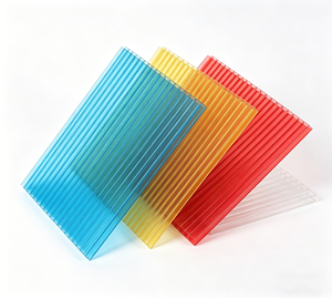 Feuille de plastique multicouche <span class=keywords><strong>alvéolaire</strong></span> résistante aux UV et anticorrosion en <span class=keywords><strong>polycarbonate</strong></span> (PC) pour protection solaire - Product Image 1