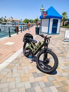 Bicicleta eléctrica todoterreno con suspensión completa delantera y trasera de fábrica OEM, neumáticos gruesos de 26*4.0 pulgadas, rueda delantera grande para adultos - Product Image 3