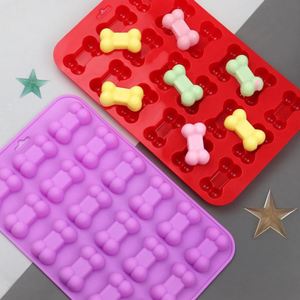 Bone-Shaped Silicone Mold - 18 Cavities - Wholesale Stock (Chocolate, Ice Cube, <b>Cake</b>) - Product Image 1