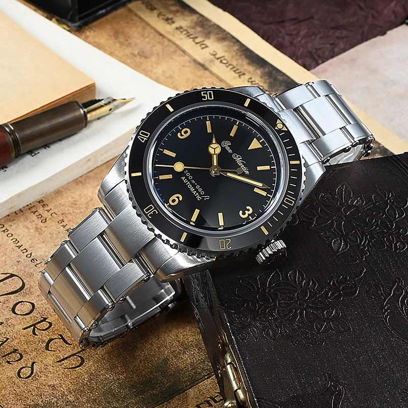 High Quality San martin 38mm Classical Vintage Mechanical Automatic YN55  20atm Luminous Diver Stainless Steel Watch Men for Sale