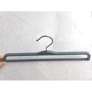 Colgador <span class=keywords><strong>de</strong></span> manta <span class=keywords><strong>de</strong></span> toalla <span class=keywords><strong>de</strong></span> plástico Flexible <span class=keywords><strong>de</strong></span> JASMINE, solución <span class=keywords><strong>de</strong></span> exhibición práctica para tienda <span class=keywords><strong>de</strong></span> ropa, armario, baño, diseño funcional - Product Image 5