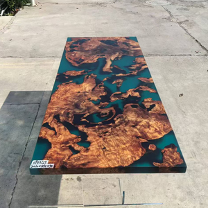 طاولة طعام خشبية مستطيلة بتصميم نهر من الإيبوكسي ذات نسيج متموج - Product Image 3