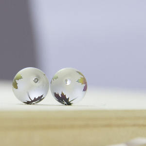 Cuentas de cristal de porcelana de dos agujeros, decoración para collar, 8mm, 10mm - Product Image 1