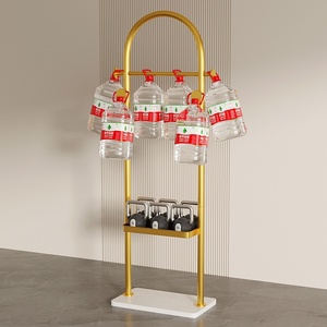 Porte-manteau et porte-chapeaux demi-cercle en U doré, style luxe léger, design moderne et épuré, sur pied, mobile, pour salon domestique - Product Image 3