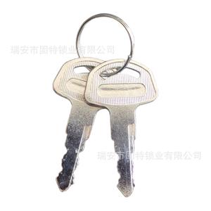 Bouchon de réservoir de carburant Fiat 46225604 en plastique noir avec clé pour couvercle de réservoir de voiture - Product Image 3