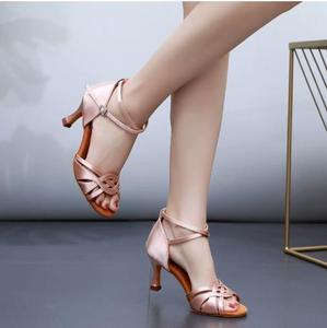 Chaussures de <span class=keywords><strong>danse</strong></span> latine et de tango 2025 pour femmes, bottes de <span class=keywords><strong>danse</strong></span> salsa, chaussures de <span class=keywords><strong>danse</strong></span> Paty Samba <span class=keywords><strong>Kizomba</strong></span>, argent, or, noir - Product Image 6