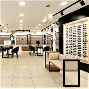 Aménagement intérieur de magasin d'optique, rénovation complète sur mesure d'un magasin de lunettes commercial, décoration moderne et minimaliste pour opticien - Product Image 1
