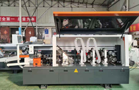 Machine automatique de bordurement du bois, de découpe, de polissage et de finition des bords en PVC