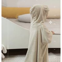 Peignoir pour enfants en velours corail pour l'automne et l'hiver, dessin animé, chaud, pour garçons et filles, serviette de plage à capuche, serviette de bain pour bébé