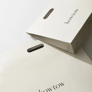 Sacs en Papier Kraft Personnalisés pour Entreprises, Publicité de Magasin de Vêtements, Cosmétiques, Portables, avec Découpe, Logo Imprimé, Sérigraphie - Product Image 5