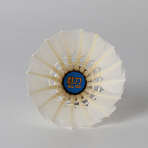 Volant de <span class=keywords><strong>badminton</strong></span> en plumes de canard de haute qualité, résistant aux chocs, durable et économique, idéal pour l'entraînement en club. - Product Image 4