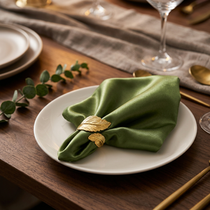 Anneaux de serviette en métal vintage/orné, design feuille inspiré de la nature, design européen, écologiques, durables, accessoires de table de luxe dorés - Product Image 3