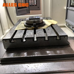 Centre d'usinage CNC vertical 5 axes VMC650, <span class=keywords><strong>prix</strong></span> de la machine <span class=keywords><strong>VMC</strong></span>, centre d'usinage CNC vertical 4 axes, produit phare de Chine, garantie 2 ans - Product Image 4