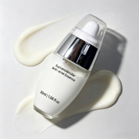Essence personnalisée hydratante et régulatrice de sébum pour le traitement des taches d'acné, à base de Glycéryl Glucoside liquide, Acide Salicylique, Trehalose et Matrine
