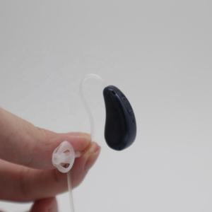 เครื่องช่วยฟัง MeloSound MUSE-1200M RIC สวมใส่สบาย ดูอ่อนเยาว์ สดใส สีขาว ชาร์จได้ พร้อมพาวเวอร์แบงค์ในตัว 12 ช่องสัญญาณ สำหรับผู้มีปัญหาการได้ยินสูง - Product Image 5