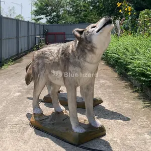 Statue de sculpture de loup de simulation de parc d'attractions mécanique animatronics mobile grandeur nature