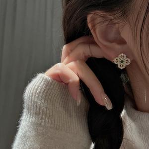 Pendientes Retro de Plata de Ley S925, Artesanía Italiana, Diseño Simple y Moderno, Joyería Fina para Mujer - Product Image 2