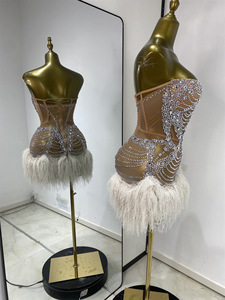 Abito da sera sexy <span class=keywords><strong>senza</strong></span> <span class=keywords><strong>spalline</strong></span> con paillettes e transparenze, modello A-line, per feste, performance sul palco, discoteche, bar, gonna corta con nappe interamente ricoperta di paillettes - Product Image 3
