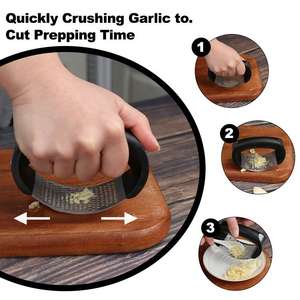 Presse-<span class=keywords><strong>ail</strong></span> manuelle en acier inoxydable et écraseur d'<span class=keywords><strong>ail</strong></span>, presse-<span class=keywords><strong>ail</strong></span> à bascule avec éplucheur et brosse de nettoyage, outils de cuisine - Product Image 3
