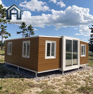 Casa Prefabricada de 60 Metros Cuadrados, Casa Contenedor Expandible Prefabricada, Diseño Elegante, Duradero y Flexible para Vivir, Trabajar o Viajar - Product Image 1