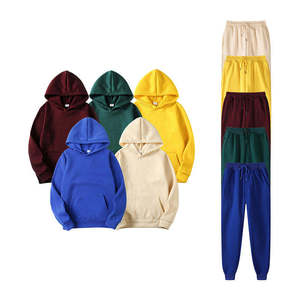 Ensemble de survêtement 2 pièces personnalisé pour femmes et hommes, coupe oversize, avec sweat à capuche zippé et pantalon de survêtement uni, idéal pour l'hiver et le sport. - Product Image 5