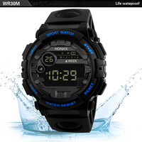 Montre de sport électronique créative pour hommes avec grand cadran, montre pour étudiants
