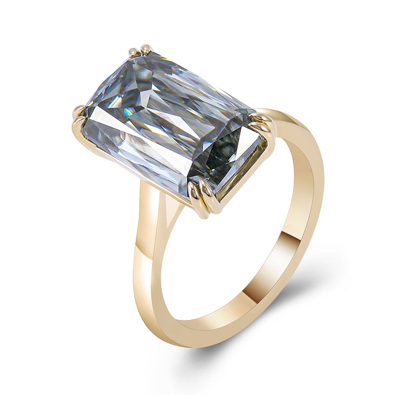 18K gold moissanite diamond ring