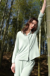 Pigiama <span class=keywords><strong>in</strong></span> <span class=keywords><strong>Cotone</strong></span> Verde Menta Personalizzato a Maniche Lunghe, Set PJ Tinta Unita con Bordi <span class=keywords><strong>in</strong></span> Bambù, <span class=keywords><strong>Pigiami</strong></span> per Donne - Product Image 2
