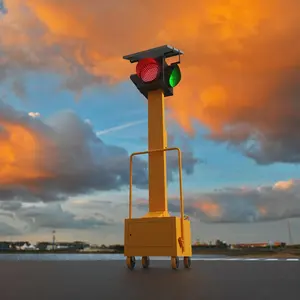 Feux de signalisation portables à 4 côtés de 300 mm avec panneau solaire utilisés sur les chantiers routiers - Product Image 5