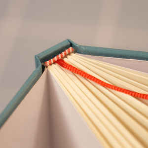 หนังสือปกแข็งเย็บเข้าเล่มเคลือบฟิล์ม พิมพ์โลโก้ได้ ราคาโรงงาน ขายดี - Product Image 6