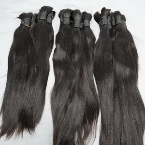 Cheveux indiens en vrac pour femmes Cheveux humains humides et ondulés en vrac pour le tressage Sans trame Tresses Extensions Bundles