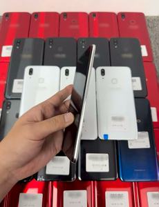 Venta al por mayor de teléfonos móviles <span class=keywords><strong>Vivo</strong></span> <span class=keywords><strong>X21</strong></span> de segunda mano con CPU de ocho núcleos LTE/CDMA AMOLED Display 3000-3499mAh Batería - Product Image 2