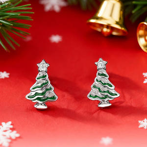 Orecchini a Perno a Forma di Albero di Natale Mint Limas in Oro Bianco con Cristalli e Strass, Design Incorniciato, Carini per Uso Quotidiano, Unisex - Product Image 3